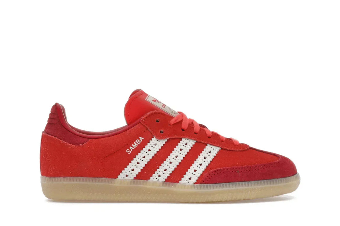 Tênis Adidas Samba OG Valentines Day vista lateral