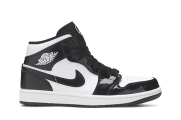 Tênis Air Jordan 1 Mid Carbon Fiber Preto vista lateral
