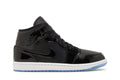 Tênis Air Jordan 1 Mid SE Space Jam Preto vista lateral