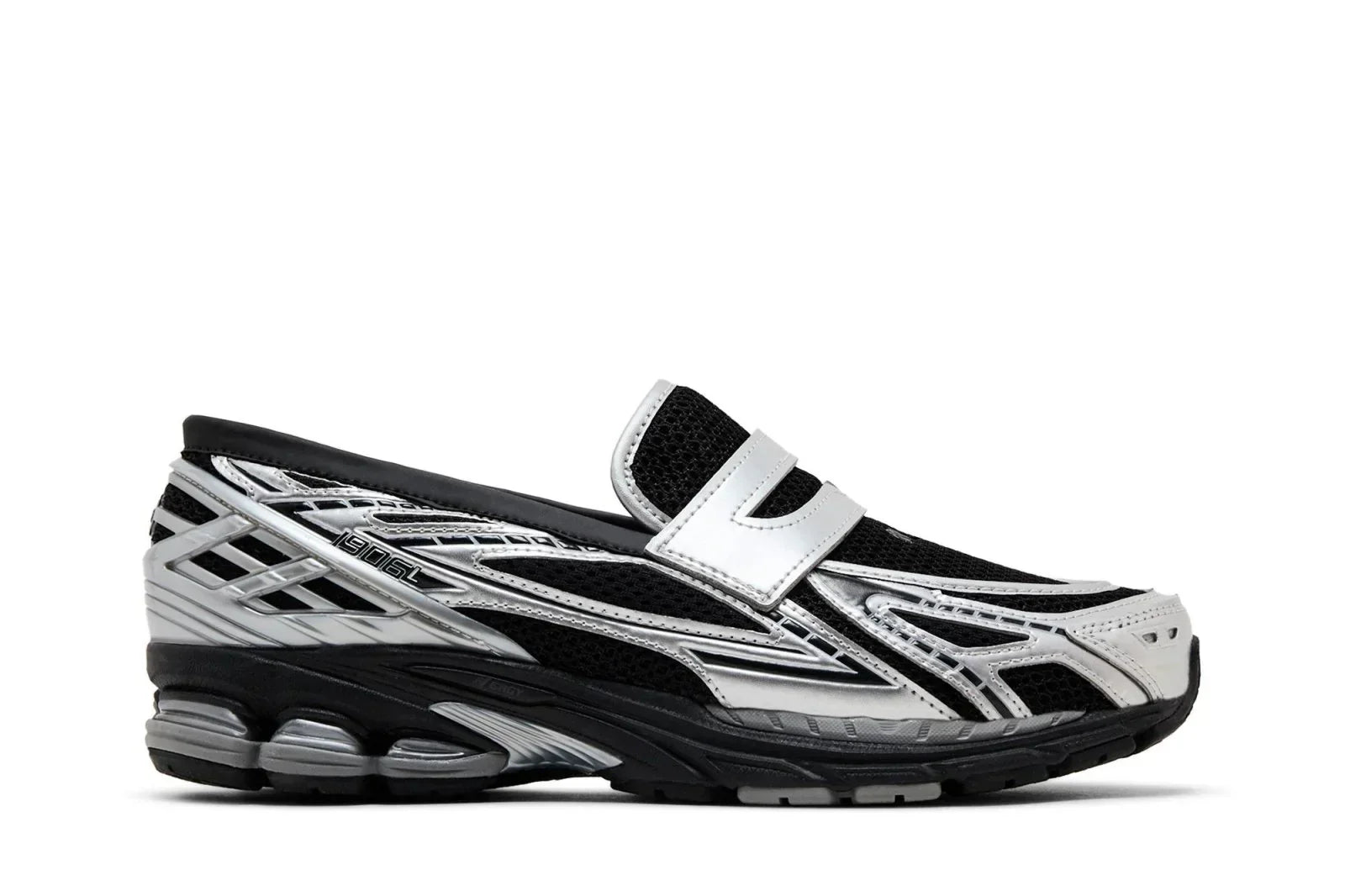 Tênis New Balance 1906L Silver Metallic Black Prateado vista lateral