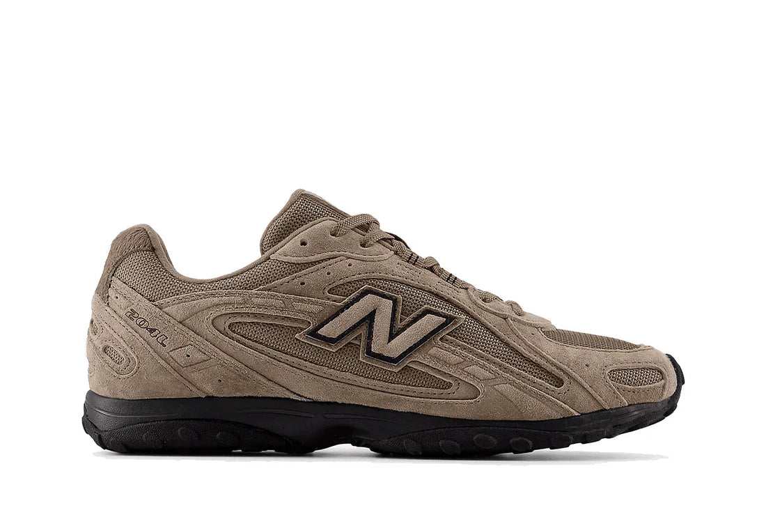Tênis New Balance 204L Year of the Horse Tan Verde vista lateral