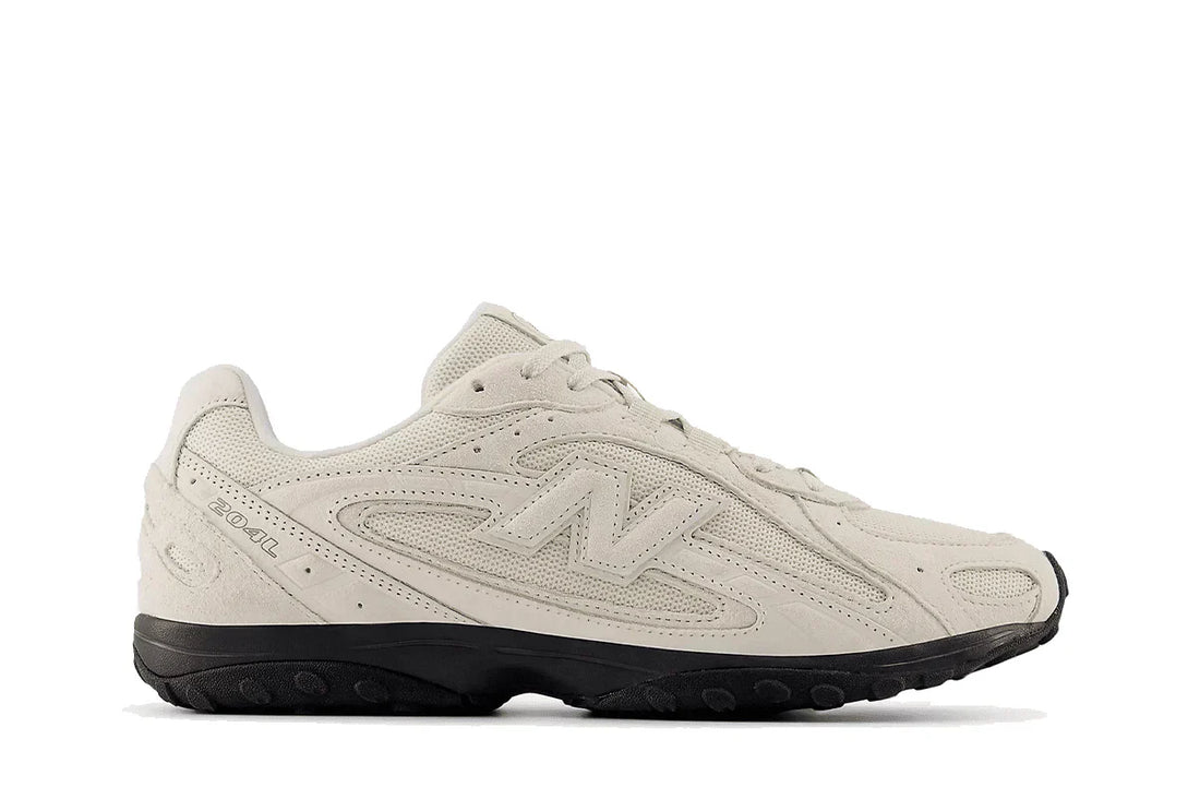 Tênis New Balance 204L Year of the Horse White Bege vista lateral