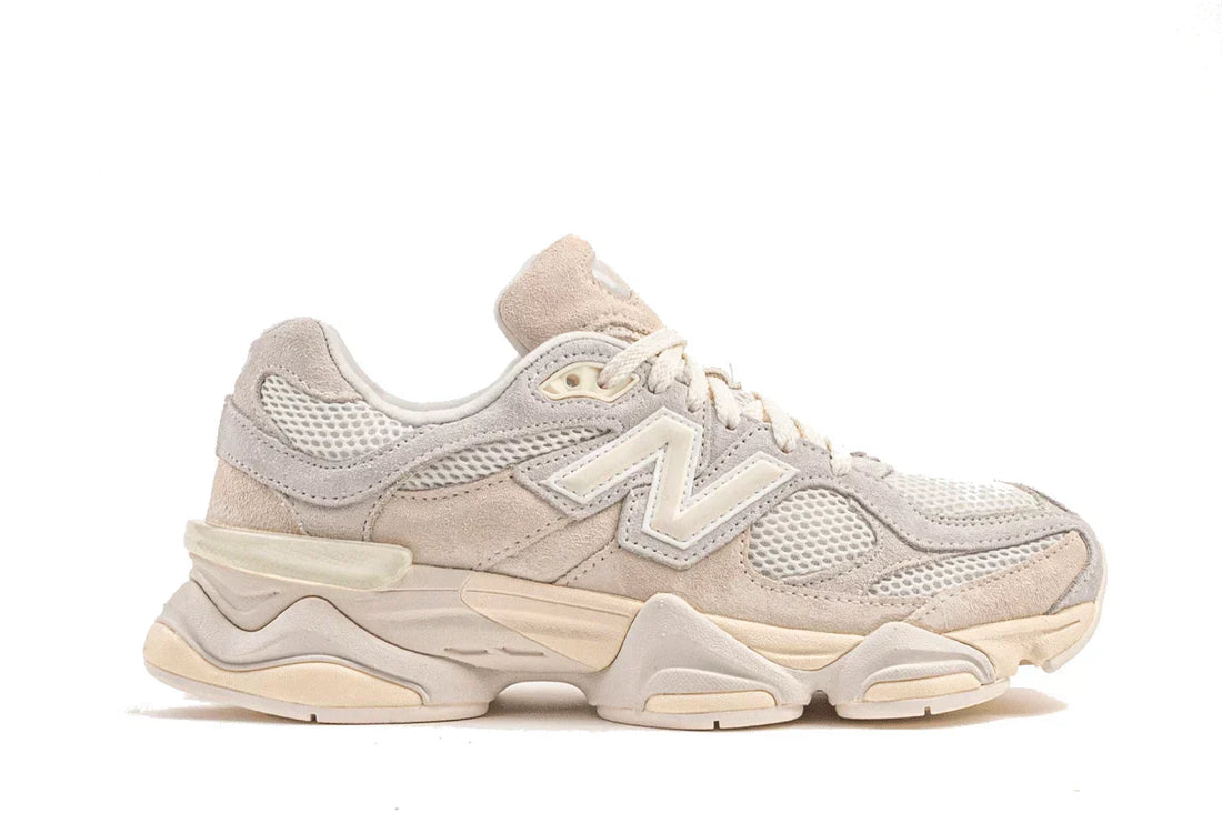 Tênis New Balance 9060 Angora Sea Salt vista lateral