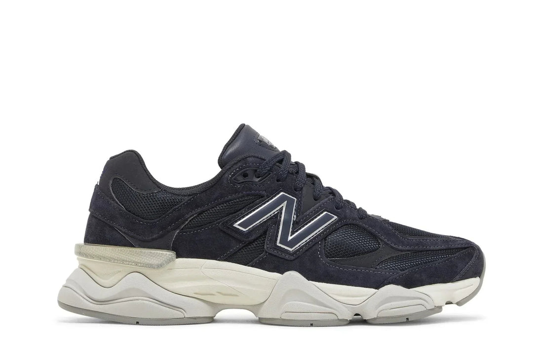 Tênis New Balance 9060 Eclipse Azul Marinho vista lateral