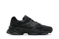Tênis New Balance 9060 Triple Black Preto vista lateral