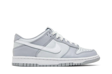 Tênis Nike Dunk Low GS Two Toned Grey Cinza vista lateral