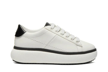 Tênis Onitsuka Tiger Otiger Court White/Black Branco vista lateral