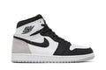 Tênis Air Jordan 1 High Stage Haze Cinza vista lateral