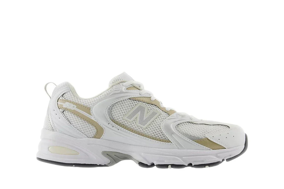Tênis New Balance 530 Stoneware Line Branco vista lateral