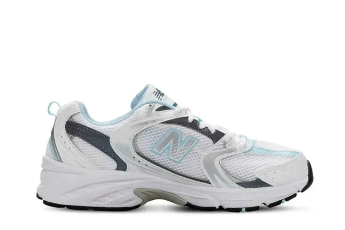 Tênis New Balance 530 White Light Crome Blue Branco vista lateral
