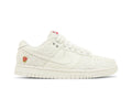 Tênis Nike Dunk Low Give Her Flowers Branco vista lateral