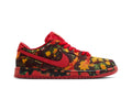 Tênis Nike Sb Dunk Low x The Wizard of OZ Poppy Field Vermelho vista superior