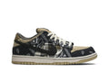Tênis Travis Scott x Nike Dunk Low Cactus Jack Preto detalhe lateral
